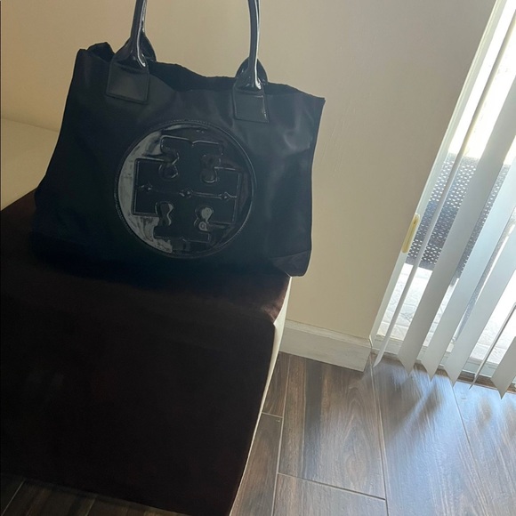 Tory Burch Handbags - Tory Burch blk Ella nylon large bag